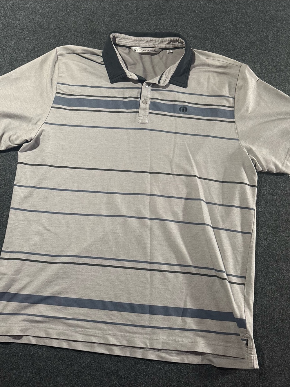 Travis Mathew Shirt Mens XXL Short Sleeve Stripes Golf Polo Gray Casual Color